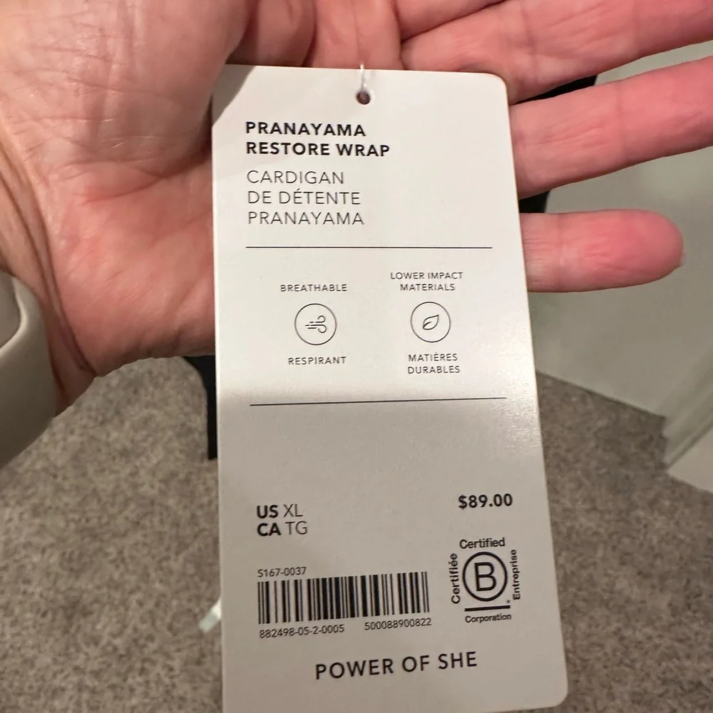 Athleta Women’s Black Pranayama Restore Wrap Sz. XL - NWT - Picture 6 of 9